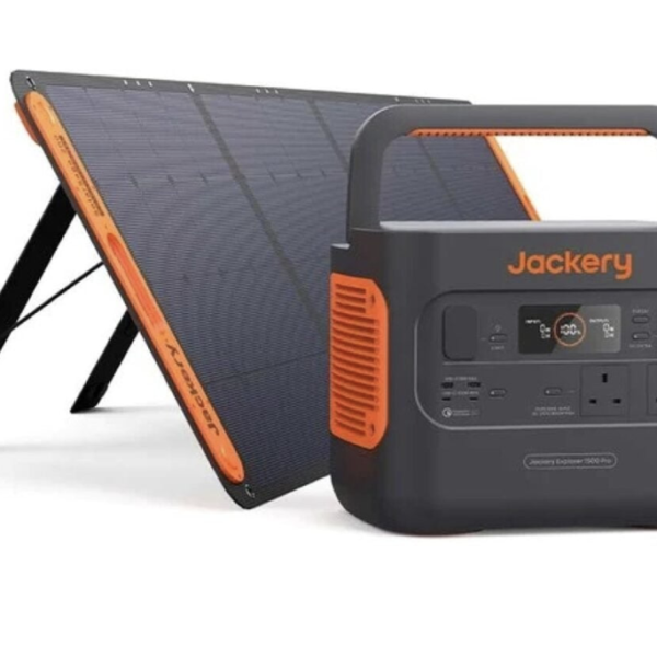 Jackery Explorer 1500 Pro + SolarSaga 200W Solar Panel