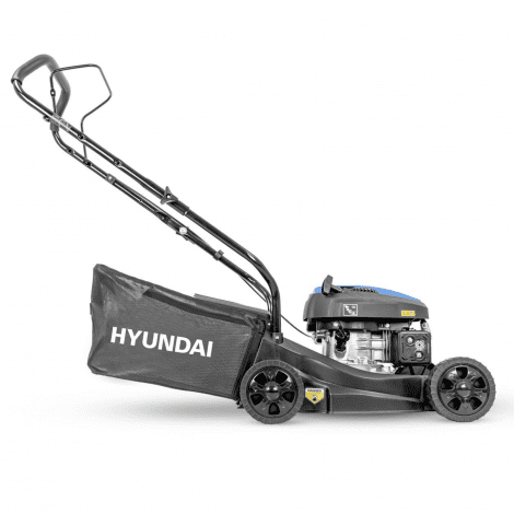 Hyundai 16’’ / 39cm Black Edition Hand Push Petrol Lawnmower, 131cc, 35L Grass Collect and Rear Discharge | HYM16130P - Image 9