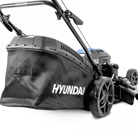 Hyundai 20’’ / 51cm Black Edition Self-Propelled Petrol Lawnmower, 200cc, 4-in-1 Cutting Options; Side and Rear Discharge, 60L Collect, Mulch | HYM20200SP - Image 13